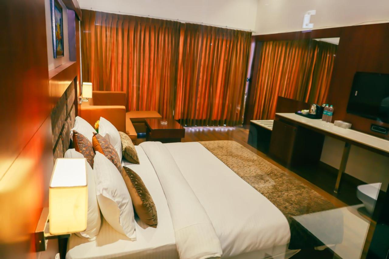 Oralia Resort Ashvem Beach Екстериор снимка